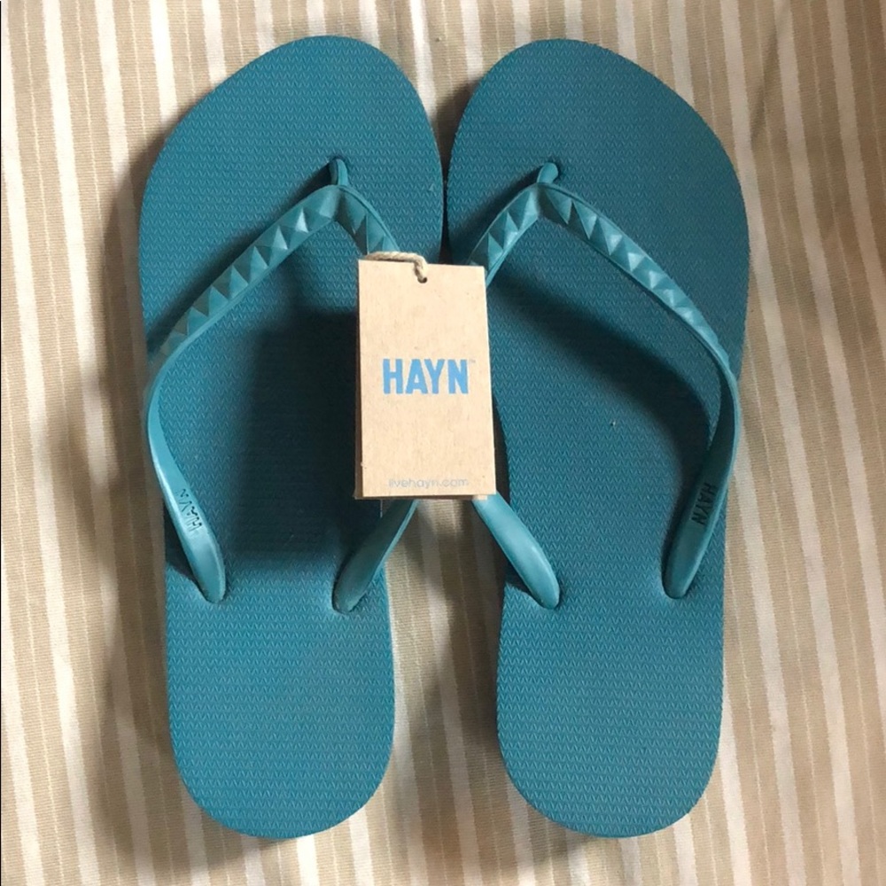 Hayn flip flops NWT